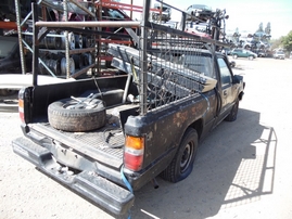 1988 MITSUBISHI D50 BLACK STD CAB 2.0L MT 2WD 173820